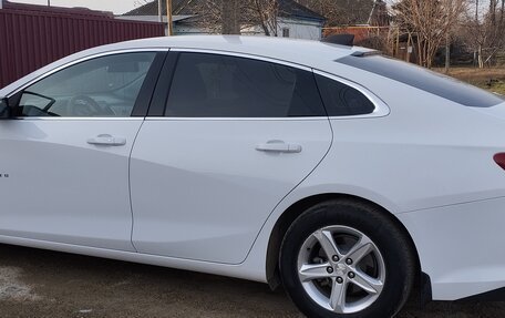 Chevrolet Malibu IX, 2019 год, 1 550 000 рублей, 4 фотография