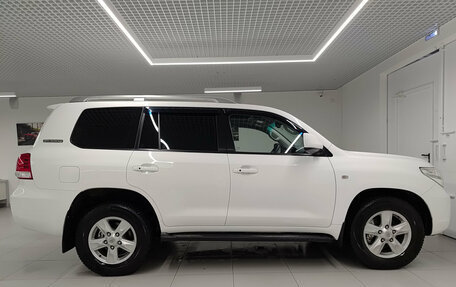 Toyota Land Cruiser 200, 2011 год, 3 107 000 рублей, 4 фотография