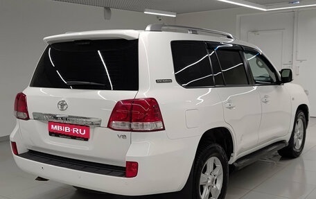 Toyota Land Cruiser 200, 2011 год, 3 107 000 рублей, 5 фотография
