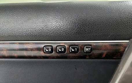 Toyota Land Cruiser 200, 2011 год, 3 107 000 рублей, 19 фотография