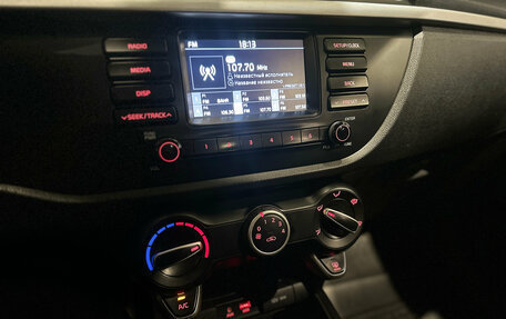 KIA Rio IV, 2019 год, 1 370 000 рублей, 5 фотография