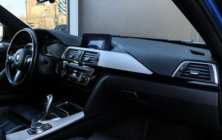 BMW 3 серия, 2018 год, 3 070 000 рублей, 7 фотография
