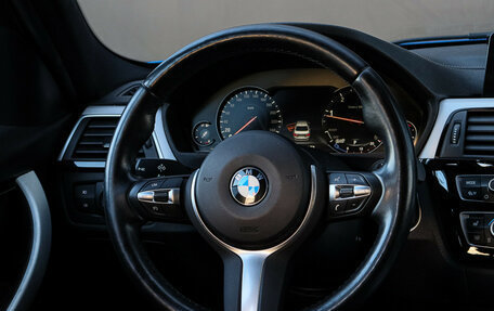 BMW 3 серия, 2018 год, 3 070 000 рублей, 12 фотография