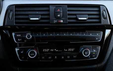 BMW 3 серия, 2018 год, 3 070 000 рублей, 19 фотография