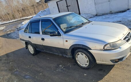 Daewoo Nexia I рестайлинг, 2010 год, 120 000 рублей, 3 фотография