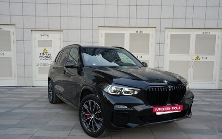BMW X5, 2021 год, 9 490 000 рублей, 2 фотография