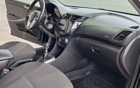 Hyundai Solaris II рестайлинг, 2012 год, 740 000 рублей, 2 фотография