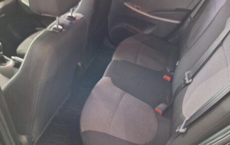 Hyundai Solaris II рестайлинг, 2012 год, 740 000 рублей, 8 фотография