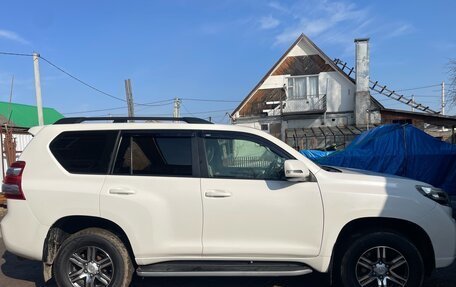 Toyota Land Cruiser Prado 150 рестайлинг 2, 2014 год, 3 400 000 рублей, 4 фотография