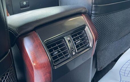 Toyota Land Cruiser Prado 150 рестайлинг 2, 2014 год, 3 400 000 рублей, 24 фотография