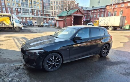 BMW 1 серия, 2018 год, 2 400 000 рублей, 20 фотография
