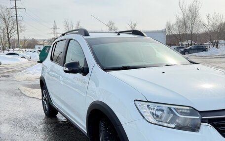 Renault Sandero II рестайлинг, 2019 год, 1 255 000 рублей, 2 фотография