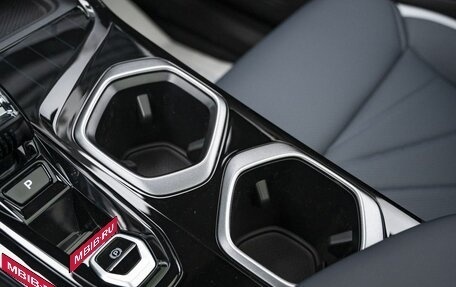 Geely Atlas, 2025 год, 3 760 990 рублей, 24 фотография