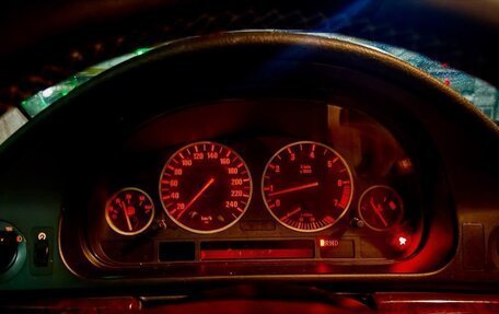 BMW 5 серия, 2000 год, 450 000 рублей, 8 фотография