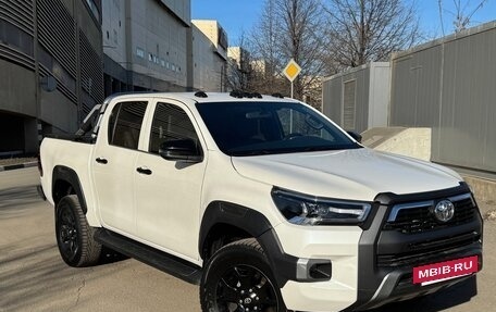 Toyota Hilux VIII, 2019 год, 4 150 000 рублей, 7 фотография