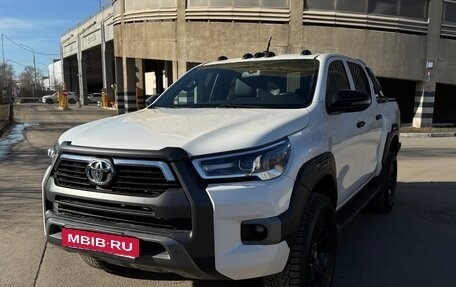 Toyota Hilux VIII, 2019 год, 4 150 000 рублей, 4 фотография