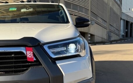 Toyota Hilux VIII, 2019 год, 4 150 000 рублей, 10 фотография