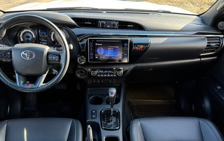 Toyota Hilux VIII, 2019 год, 4 150 000 рублей, 19 фотография