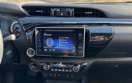 Toyota Hilux VIII, 2019 год, 4 150 000 рублей, 24 фотография