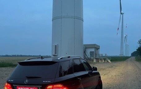 Mercedes-Benz M-Класс, 2014 год, 2 750 000 рублей, 2 фотография