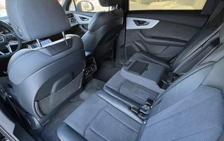 Audi Q7, 2024 год, 12 800 000 рублей, 10 фотография