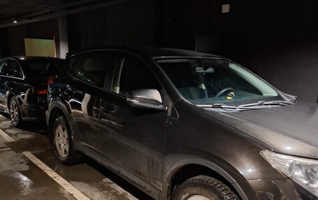 Toyota RAV4, 2014 год, 1 900 000 рублей, 2 фотография