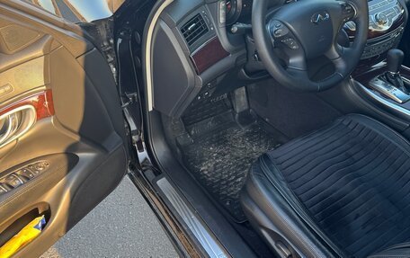 Infiniti Q70 I, 2016 год, 2 550 000 рублей, 11 фотография