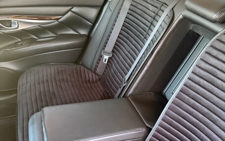 Infiniti Q70 I, 2016 год, 2 550 000 рублей, 18 фотография