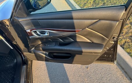 Infiniti Q70 I, 2016 год, 2 550 000 рублей, 24 фотография