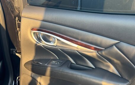 Infiniti Q70 I, 2016 год, 2 550 000 рублей, 22 фотография