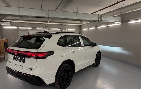 Volkswagen Tiguan, 2025 год, 4 880 000 рублей, 4 фотография