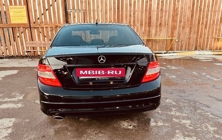 Mercedes-Benz C-Класс, 2010 год, 950 000 рублей, 3 фотография