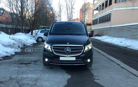 Mercedes-Benz Vito, 2021 год, 7 700 000 рублей, 3 фотография