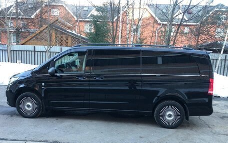 Mercedes-Benz Vito, 2021 год, 7 700 000 рублей, 5 фотография