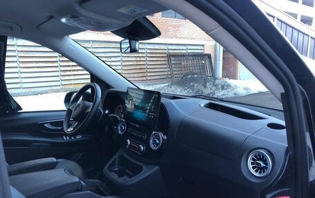 Mercedes-Benz Vito, 2021 год, 7 700 000 рублей, 9 фотография