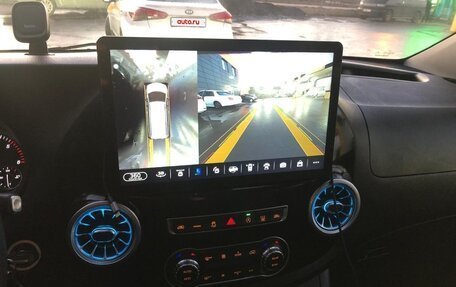 Mercedes-Benz Vito, 2021 год, 7 700 000 рублей, 14 фотография