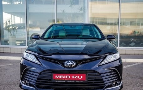 Toyota Camry, 2021 год, 3 348 000 рублей, 2 фотография