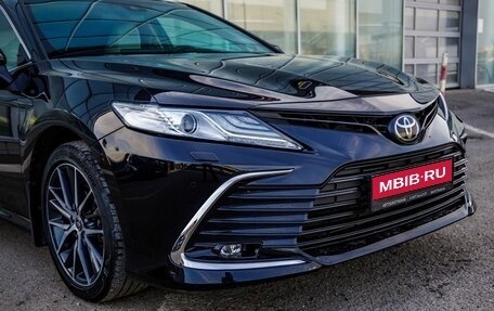 Toyota Camry, 2021 год, 3 348 000 рублей, 10 фотография