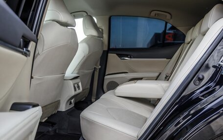 Toyota Camry, 2021 год, 3 348 000 рублей, 22 фотография