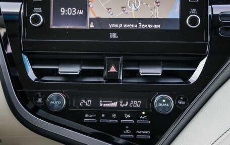 Toyota Camry, 2021 год, 3 348 000 рублей, 32 фотография