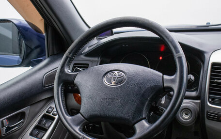 Toyota Land Cruiser Prado 120 рестайлинг, 2005 год, 1 680 000 рублей, 16 фотография