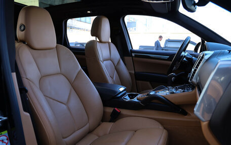 Porsche Cayenne III, 2015 год, 3 980 000 рублей, 16 фотография