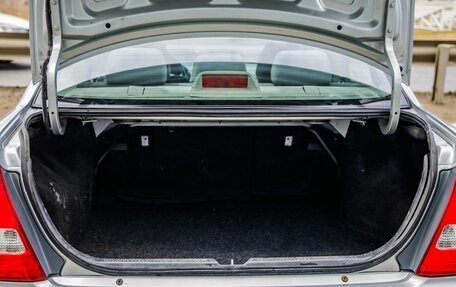 Mazda 323, 2001 год, 378 000 рублей, 12 фотография