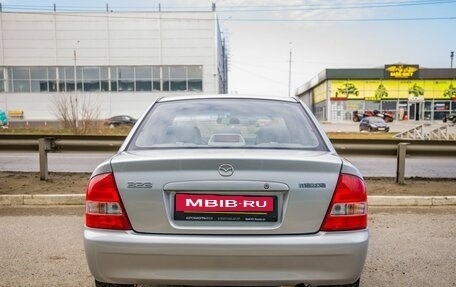 Mazda 323, 2001 год, 378 000 рублей, 6 фотография