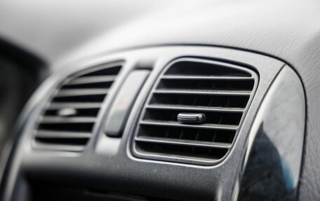 Mazda 323, 2001 год, 378 000 рублей, 22 фотография