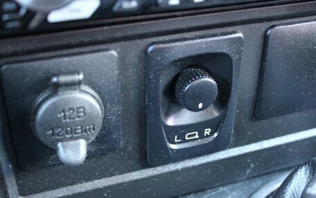 Chevrolet Niva I рестайлинг, 2018 год, 739 000 рублей, 11 фотография