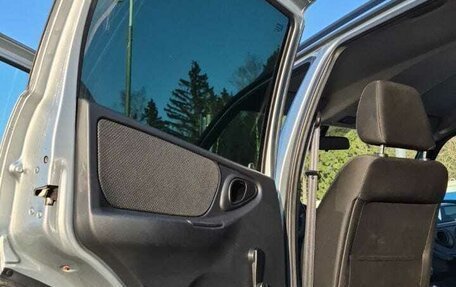 Chevrolet Niva I рестайлинг, 2016 год, 750 000 рублей, 10 фотография