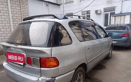 Toyota Ipsum II, 1996 год, 310 000 рублей, 3 фотография