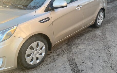 KIA Rio III рестайлинг, 2013 год, 670 000 рублей, 2 фотография