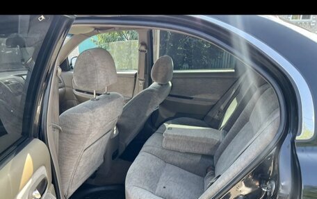 KIA Magentis I, 2005 год, 290 000 рублей, 11 фотография